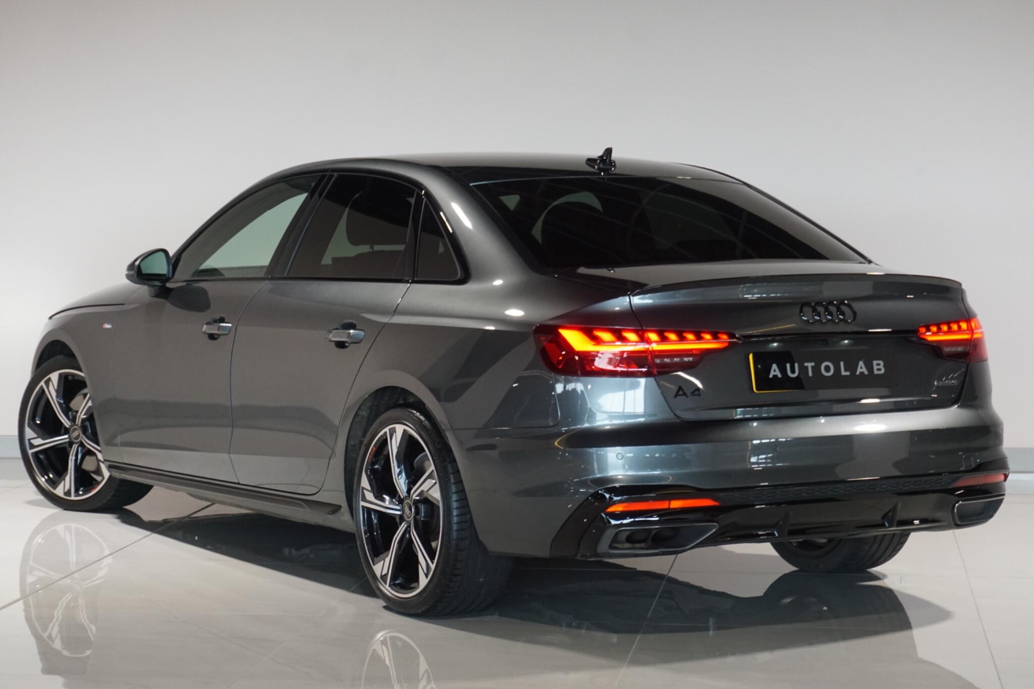 Audi A4 2.0 TDI 40 Black Edition Saloon 4dr Diesel S Tronic quattro Euro 6 (s/s) (204 ps)